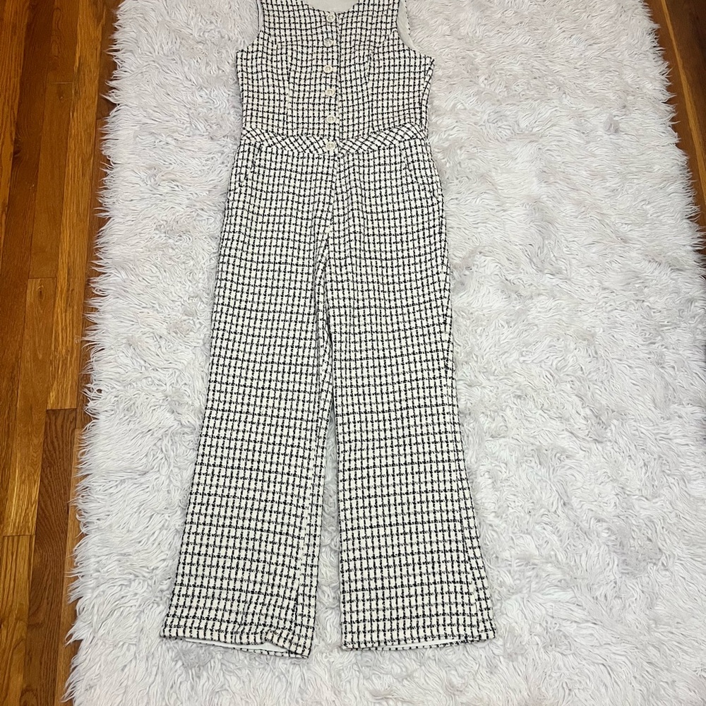 *NWOT* Tweed Lined Black and White Sleeveless Jumpsuit with Wide-Leg Design